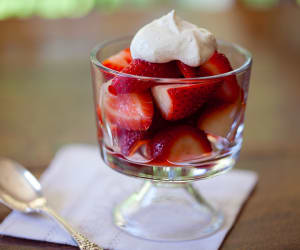 Strawberry-Romanoff