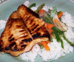 Teriyaki-Orange-Roughy-with-Stir-Fried-Veggies-and-Rice