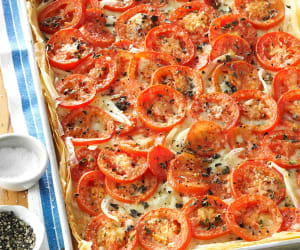 Tomato-Onion-Phyllo-Pizza