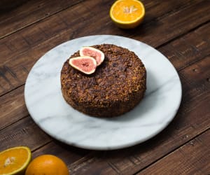 Torta-de-Naranja,-Almendras-y-Oliva