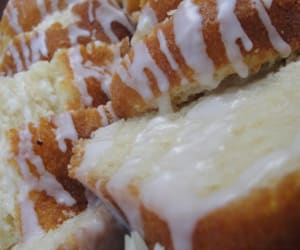 Vanilla-Buttermilk-Pound-Cake-with-Lemon-Glaze
