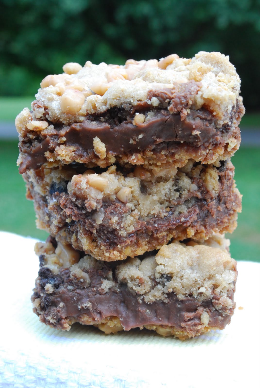 Fudgy Chocolate Chip Toffee Bars BigOven