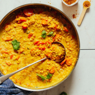 1-Pot Golden Curry Lentil Soup