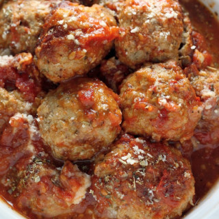 30-Minute Mozzarella Stuffed Turkey Meatballs with Homemade Marinara Sauce