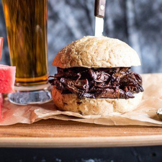 5-ingredient Slow-Cooker BBQ Pulled Beef
