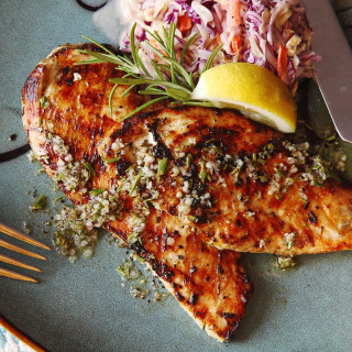 5-Minute Grilled Chicken Cutlets With Rosemary, Garlic, and Lemon Recipe