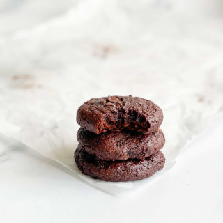 76 Calorie Double Chocolate Fudge Cookies