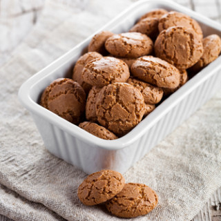 Almond Meringue Cookies (Diabetic)