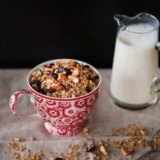 Almonds and cranberries homemade granola