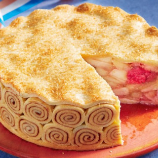 Apple and rhubarb high pie