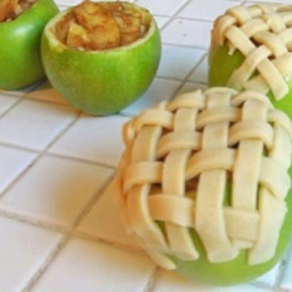 Apple Pie Baked in the Apple