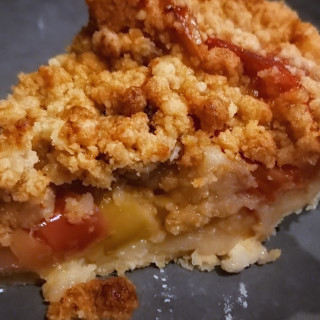 Apple Pie  With French Crumb Topping