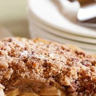 Apple Pie with Salted Pecan Crumble