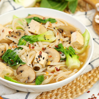 Asian Mushroom Noodle Soup