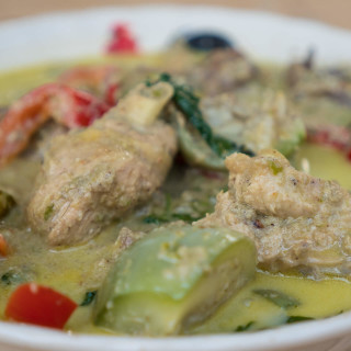 Authentic Thai Green Curry Recipe (แกงเขียวหวาน)