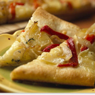 Baby Brie Caramelized Pepper & Onion Gourmet Pizza