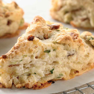 Bacon, Cheese and Green Onion Scones