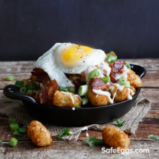 Bacon, Egg, and Cheese Breakfast Totchos Recipe