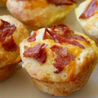 Bacon, Egg, & Cheese Muffins