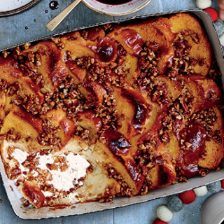 Baked French Toast with Pecan Crumble 