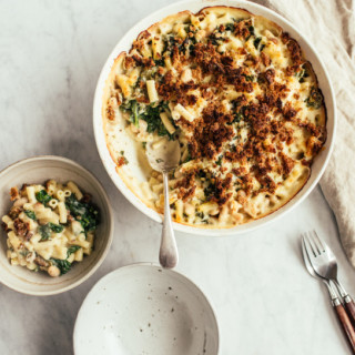 Baked Macaroni and Cheese With Kale and Great Northern Beans