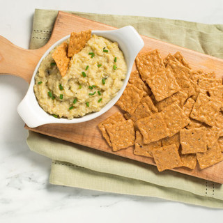 Baked White Bean and Artichoke Dip with Crackers