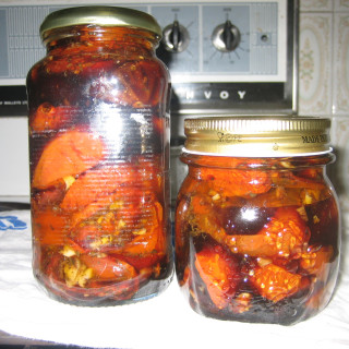 Balsamic glazed roasted tomatos