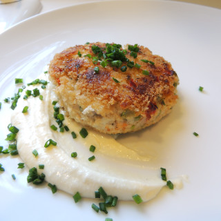 Baltimore Crab Cakes with Red Chili Mayonnaise