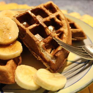 Banana-Cinnamon Waffles