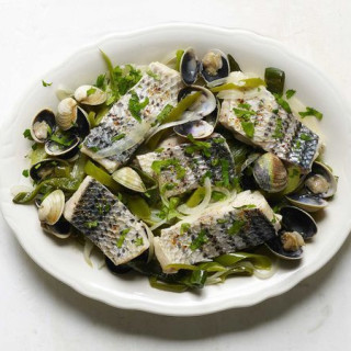 Basque-Style Fish With Green Peppers and Manila Clams