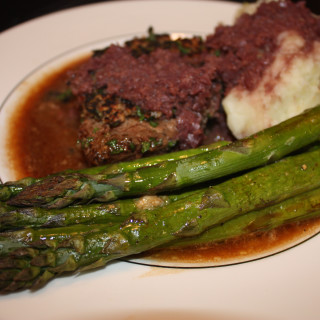 Beef- Herb-crusted with Zinfandel-Shallot Sauce