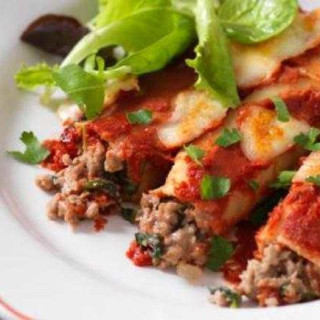 Beef, spinach and chilli cannelloni