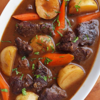 Beef Stew with Carrots & Potatoes