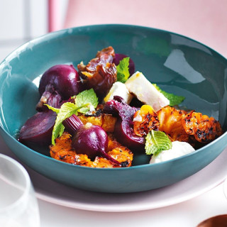 Beetroot, feta and mandarin salad with date dressing