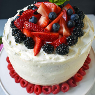 Berry Chantilly Cream Cake