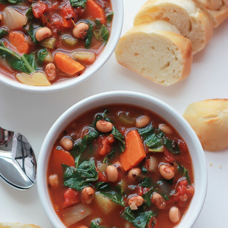 Black-Eyed Pea and Collard Soup