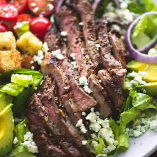 Black n' Blue Grilled Steak Salad