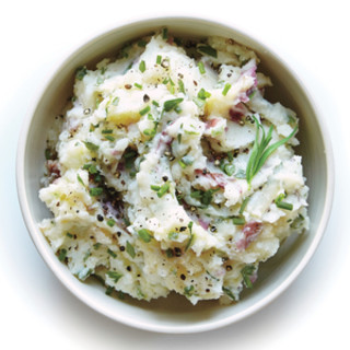 Black Pepper and Herb Mashed Potatoes