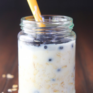 Blueberry Pie Protein Overnight Oats