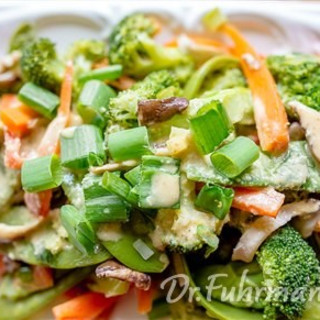 Broccoli and Shiitake Mushrooms with Thai Peanut Sauce