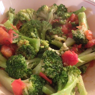 Broccoli and Tomatoes with Herbs