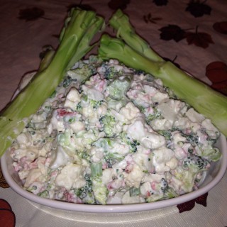 Broccoli Cauliflower Salad (vegan)