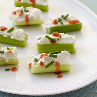Buffalo-Style Stuffed Celery