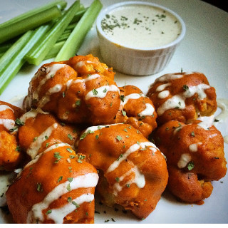 Buffalo Cauliflower Bites by kristi.keating Instagram 