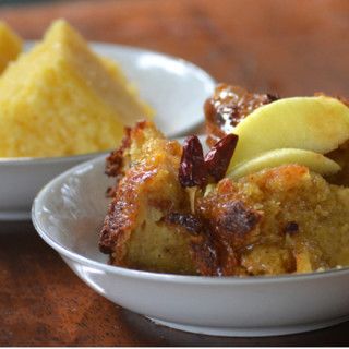 candy apple cornbread pudding