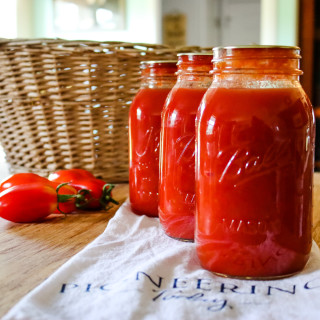 Canned Tomato Sauce Recipe (+Waterbath &amp; Pressure Canning Tutorials)