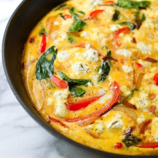 Caramelized Onion & Red Bell Pepper Frittata from Everyday Detox