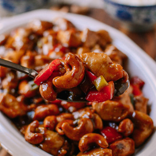 Cashew Chicken: Our Restaurant Recipe