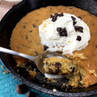 Cast Iron Chocolate Chip Cookie for one