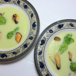 Chayote Mousse with Mussels and Cime di Rapa